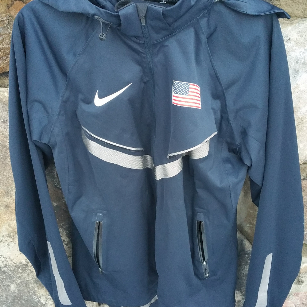 Nike Olympic Podium Jacket size Small - Picture 4 of 7